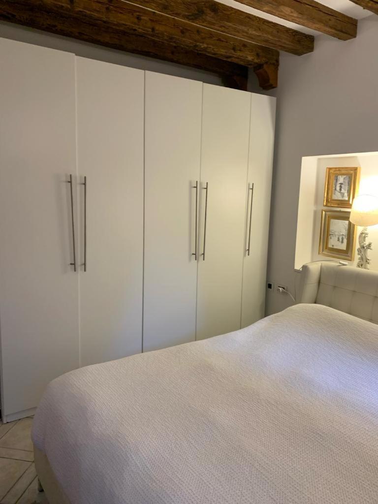 Ca' Olivolo 1891 In Biennale Apartment Venice Luaran gambar